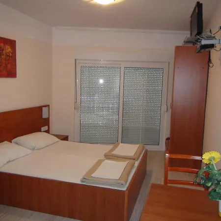 Amfora Casa de hóspedes Neum